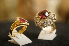 Argor Montpellier • rachat d'or • bijou vintage • bijou d'occasion • rachat de pierres précieuses (® SAAM- fabrice Chort)