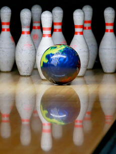 Bowling Montpellier :  bowling, billard, salle de jeux et fêtes d'anniversaire sur l'avenue de la Pompignane(® SAAM-Fabrice Chort)