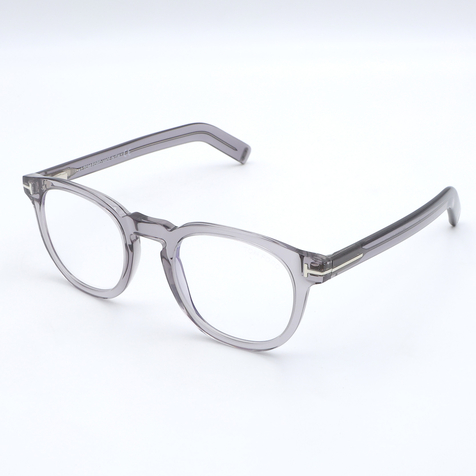 Opticien Castelnau le Lez -lunettes de vue chez opticien Eyes Optic 