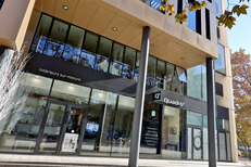 Quadro Montpellier fabrique des meubles sur mesure pour la maison ( ® SAAM fabrice CHORT)