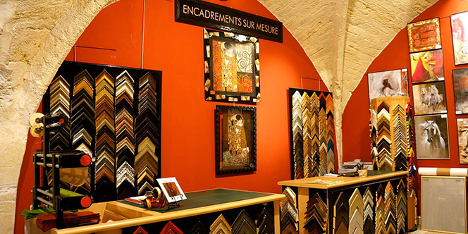 Images de Demain Montpellier • Encadrements sur mesure pour enjoliver vos oeuvres ou objets (® SAAM-fabrice CHORT)