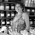 Agnès Lacroix a créé O Ptit Stock, une épicerie itinérante de produits en vrac, bio et en circuits courts sur les marchés du coeur d'hérault..(® SAAM fabrice CHORT)