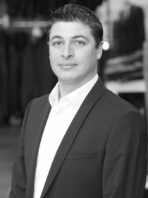 Le 18 Castelnau le Lez Déstockage de vêtements de luxe dirigé par Grégory Cablat (® networld-fabrice Chort)