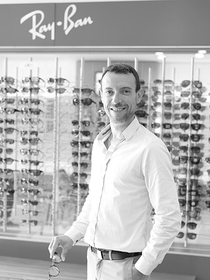 Ynoa Optic Narbonne Boutique d'optique à prix réduits dirigé par Antoine GILLE.(® SAAM fabrice CHORT)