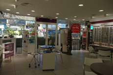 Vue boutique de l’opticien Afflelou au centre commercial le Triangle de Montpellier (credits photos : Afflelou Triangle)