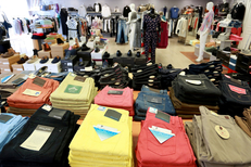 Le 18 Clermont l’Hérault est un magasin de Déstockage de vêtements luxe pour hommes et femmes (® SAAM-fabrice Chort)