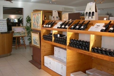 Caveau des vins des Vignerons de la Gravette de Corconne (credits photos: Gravette)