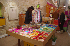 De nombreuses perles et bijoux fantaisie chez Perlolita, dans le quartier Ancien Courrier à Montpellier