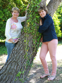 Domaine du Petit Chaumont qui produit des vins de sable bio à Aigues Mortes est géré par deux sœurs Brigitte Surrusca et Nathalie Bruel.(® SAAM-fabrice Chort)