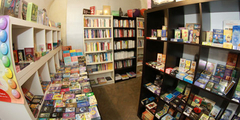 Livres ésotériques Montpellier dans un rayon de librairie sur l'ésotérisme (® networld-fabrice chort)
